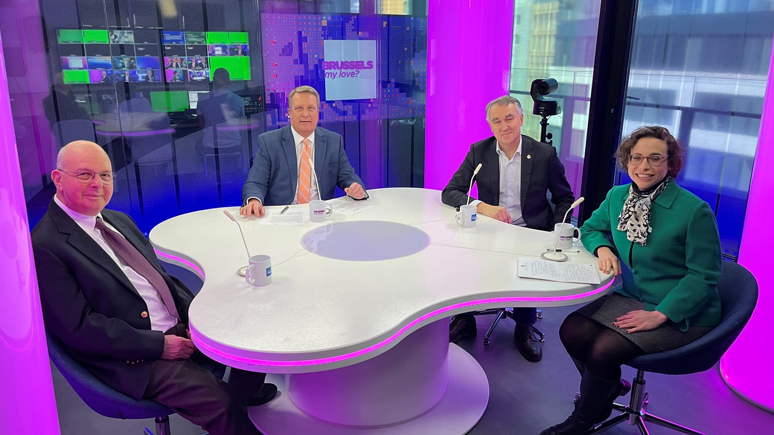 This week's panel with host Stefan Grobe