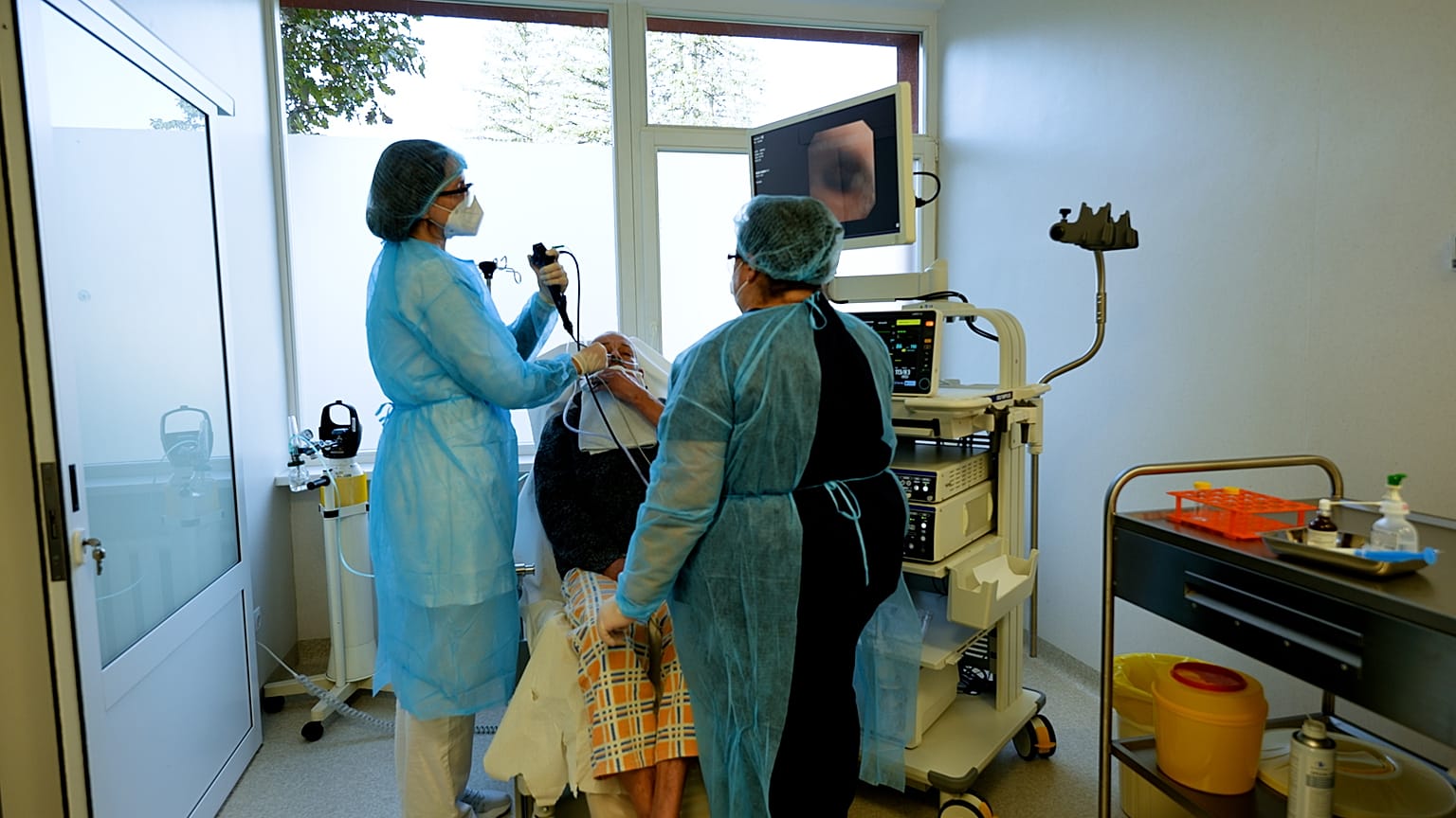 Bronchoscopy examination