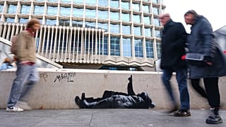 Stargazing children: New Banksy unveiled in time for Christmas 