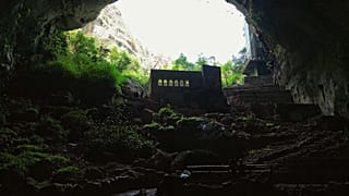 Natural wonders your thing? Southern Türkiye’s migrating birds and sinkholes are not to be missed